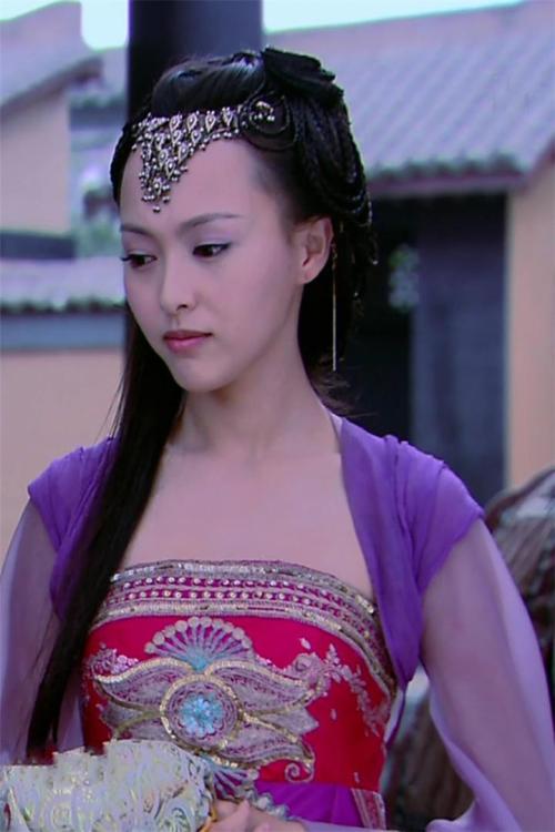结婚后还房贷房产证加名字